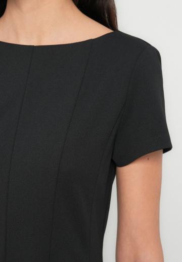 Короткое платье