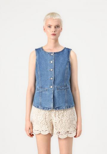 Джинсовая жилетка
