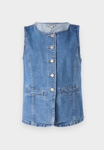 Джинсовая жилетка