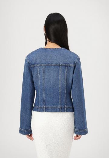 Джинсовая жилетка