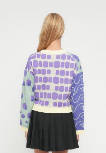 Жаккардовая вязаная кофта