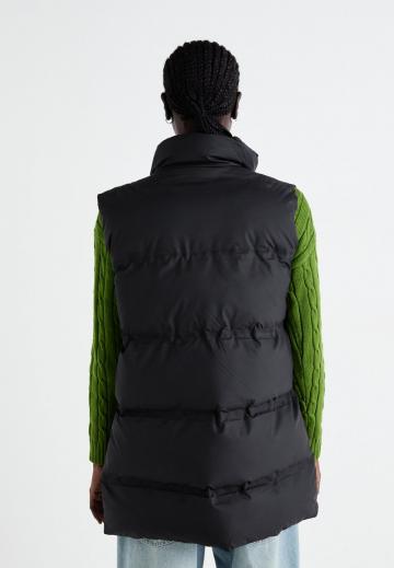 Длинный жилет