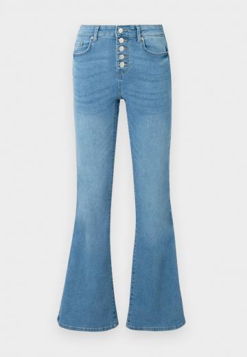 Клешеные джинсы