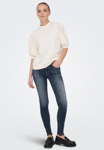 Узкие джинсы