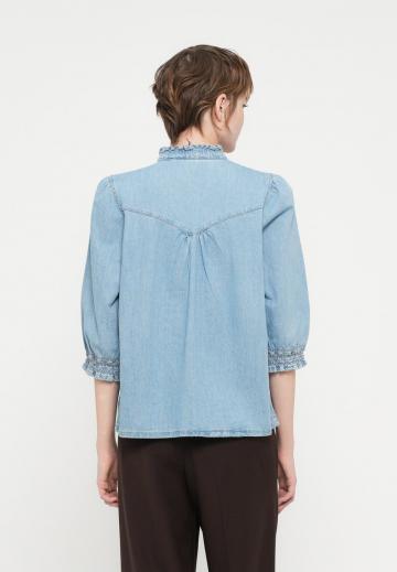 Джинсовая блузка
