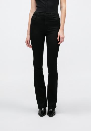 Клешеные джинсы