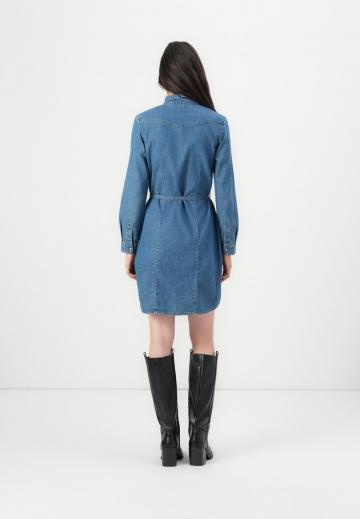 Джинсовое платье