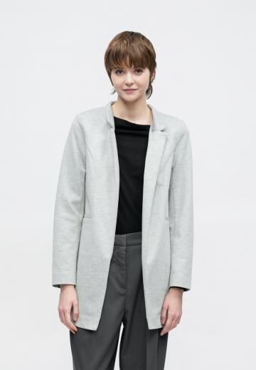 Короткое пальто