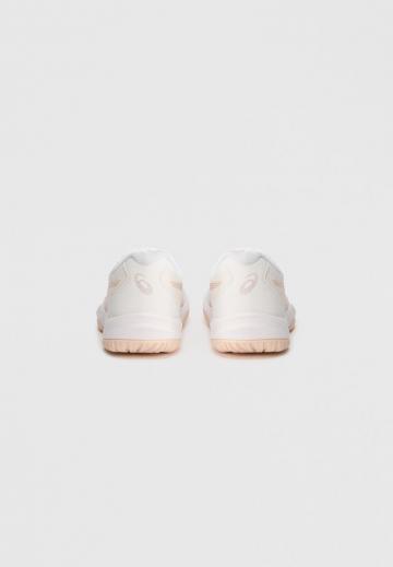 Кроссовки для зала