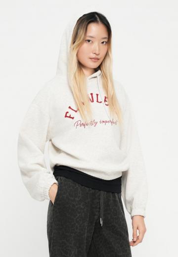 Пуловер с капюшоном