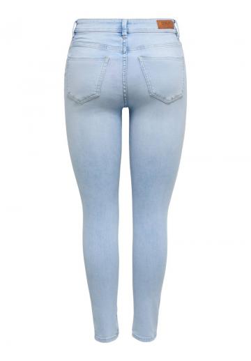 Узкие джинсы