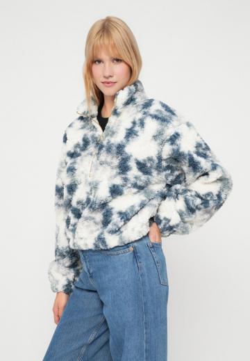 Флисовая куртка