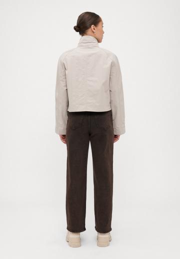 Куртка с накладнымит карманами