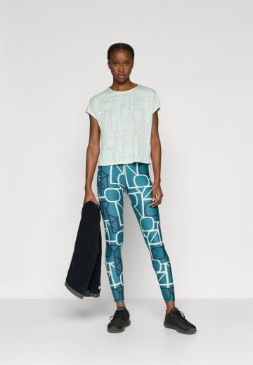 Спортивная майка