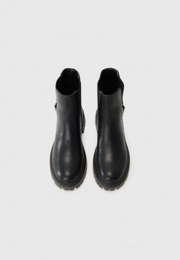 Ковбойские сапожки