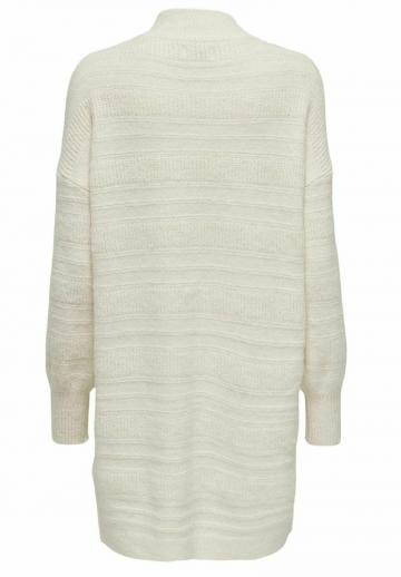 Вязаное платье