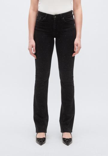 Клешеные джинсы