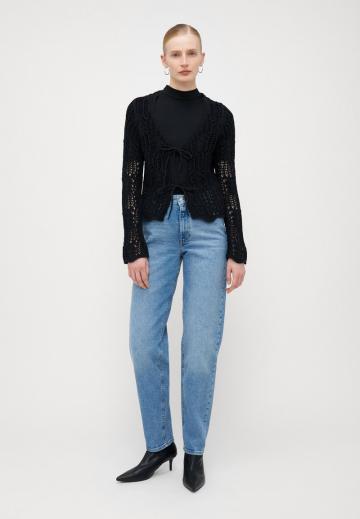 Свободные джинсы