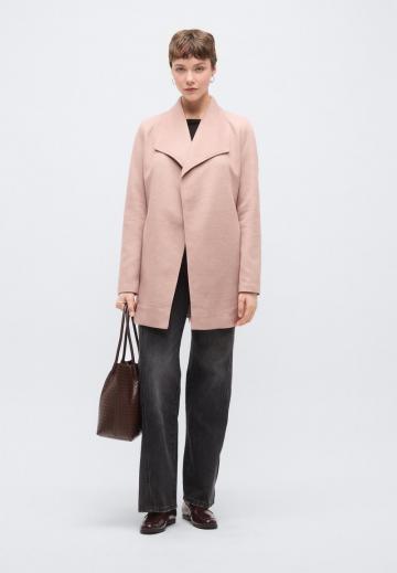 Короткое пальто