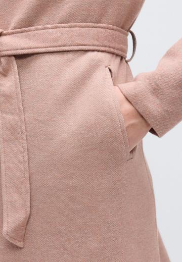 Короткое пальто