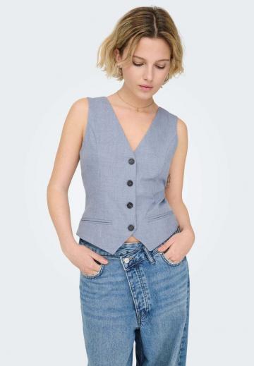 Джинсовая жилетка