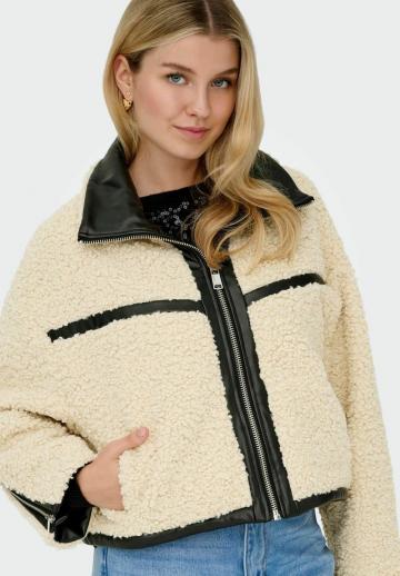 Флисовая куртка