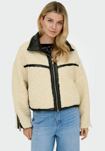 Флисовая куртка