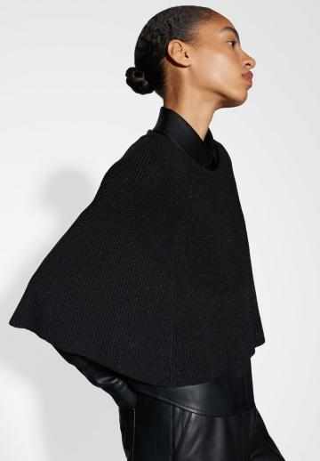 Короткая куртка