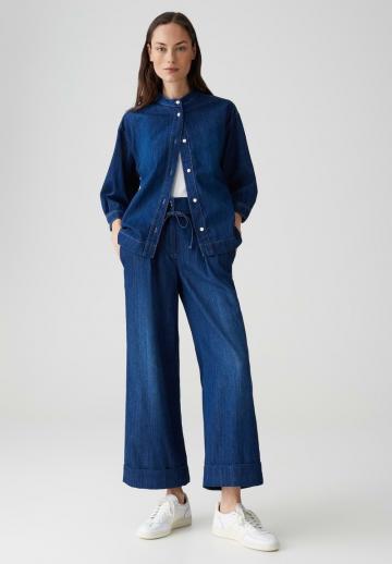 Клешеные джинсы