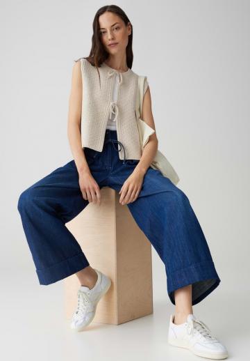 Клешеные джинсы