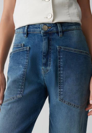 Короткие джинсы