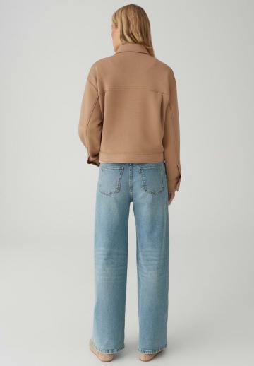 Куртка с накладнымит карманами