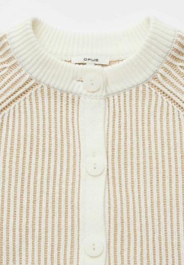 Вязаная кофта