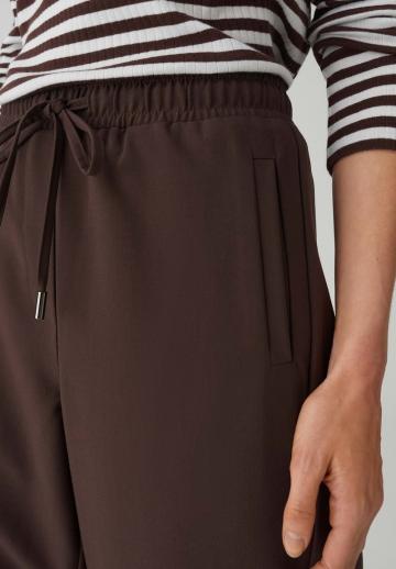 Спортивные штаны