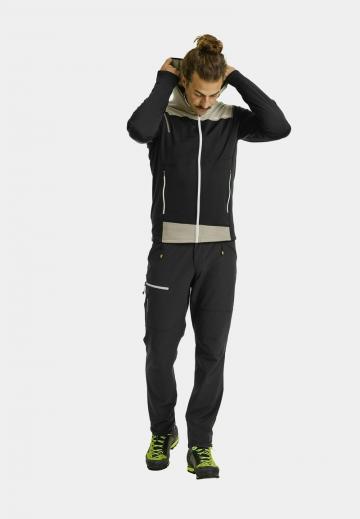 Спортивная кофта