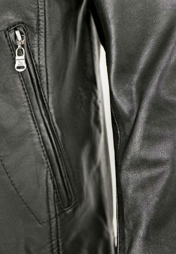 Кожаная куртка