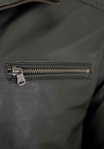 Кожаная куртка