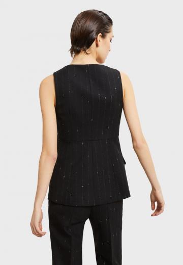 Джинсовая жилетка