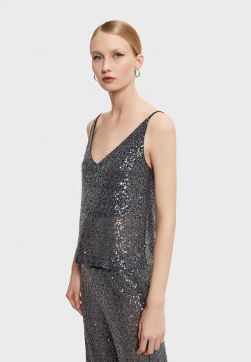 Топ на бретельках