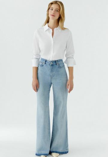 Клешеные джинсы