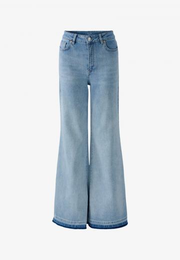 Клешеные джинсы