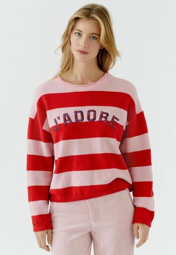 Пуловер в полоску