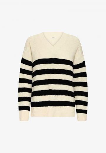 Пуловер с вырезом V