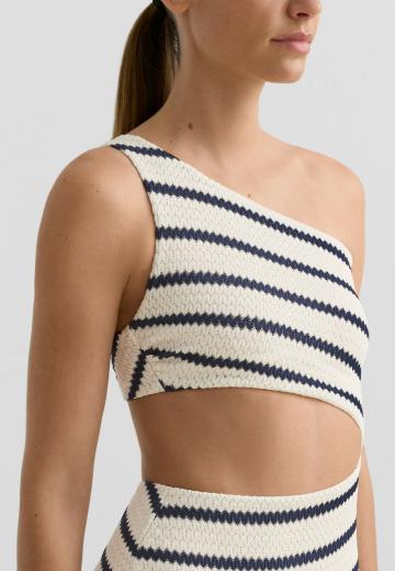 Слитный купальник