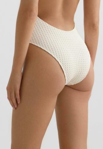 Слитный купальник