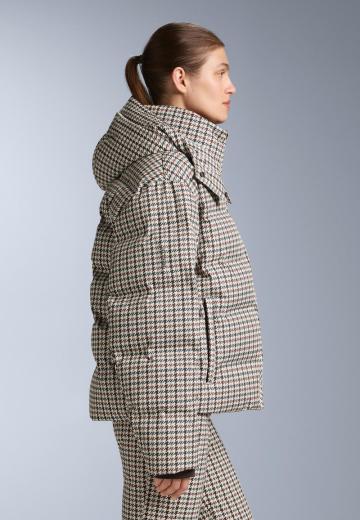 Спортивная куртка