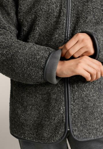 Флисовая куртка