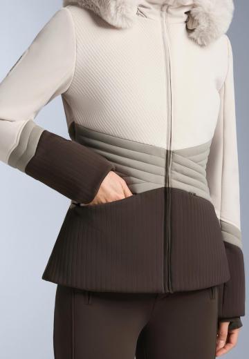 Спортивная куртка