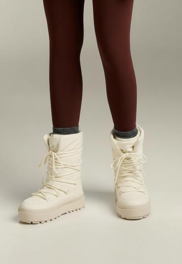 Спортивные сапоги