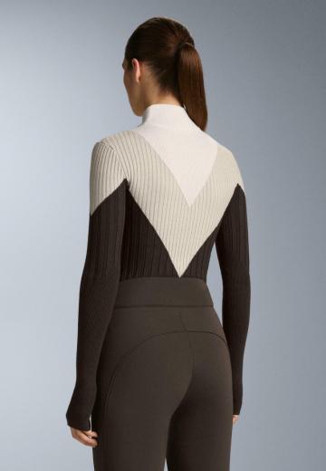 Спортивная толстовка